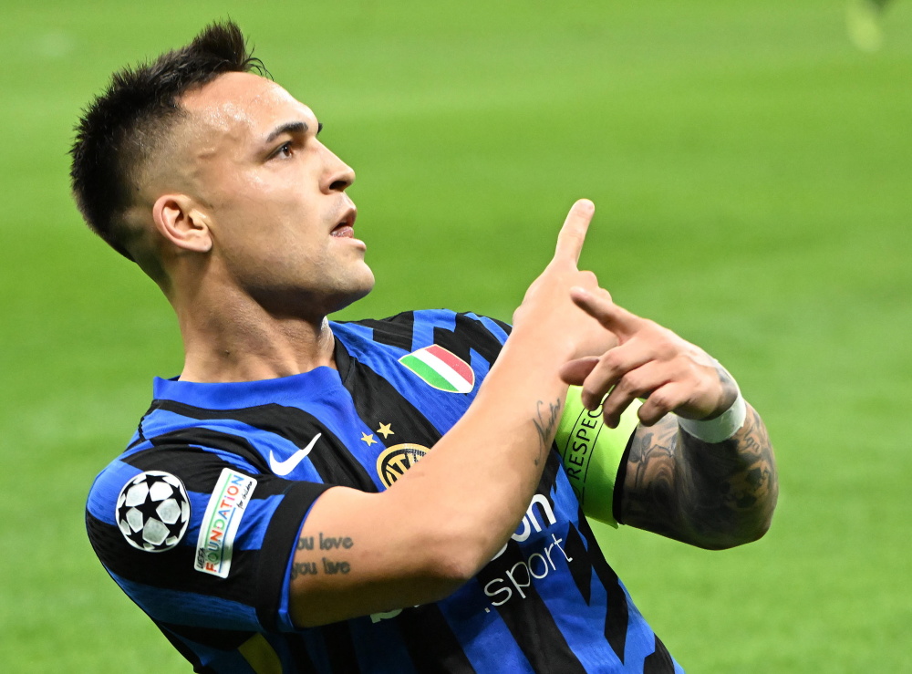 日媒：远藤航、久保建英等人在球场训练，镰田大地因疲劳单练