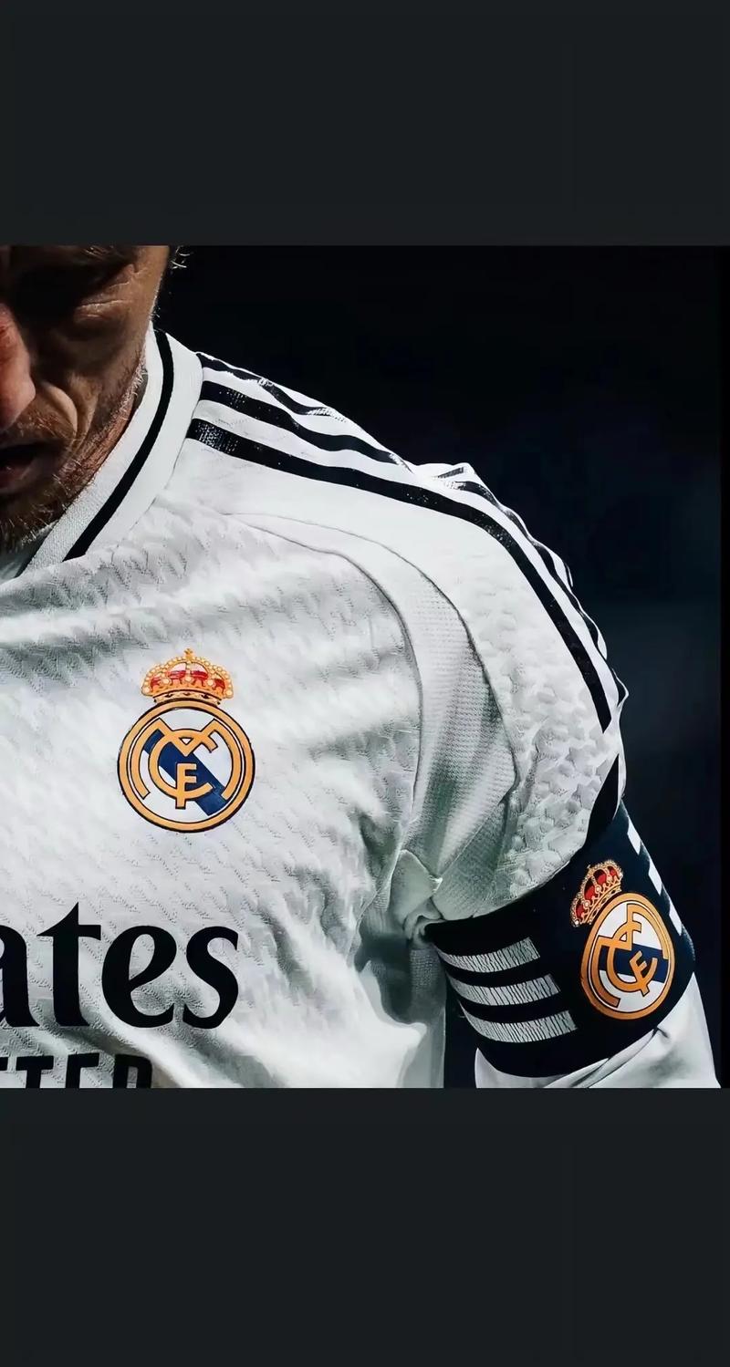 官方：AC米兰主帅阿莱格里当选意甲11月最佳教练（AC米兰官宣：主帅阿莱格里荣膺意甲11月最佳教练）