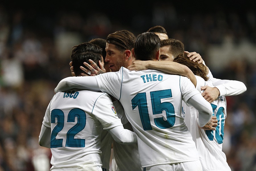 球场角力，美国和巴拉圭热身赛补时阶段发生大规模冲突